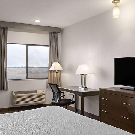 Baymont By Wyndham Moses Lake Bagian luar foto