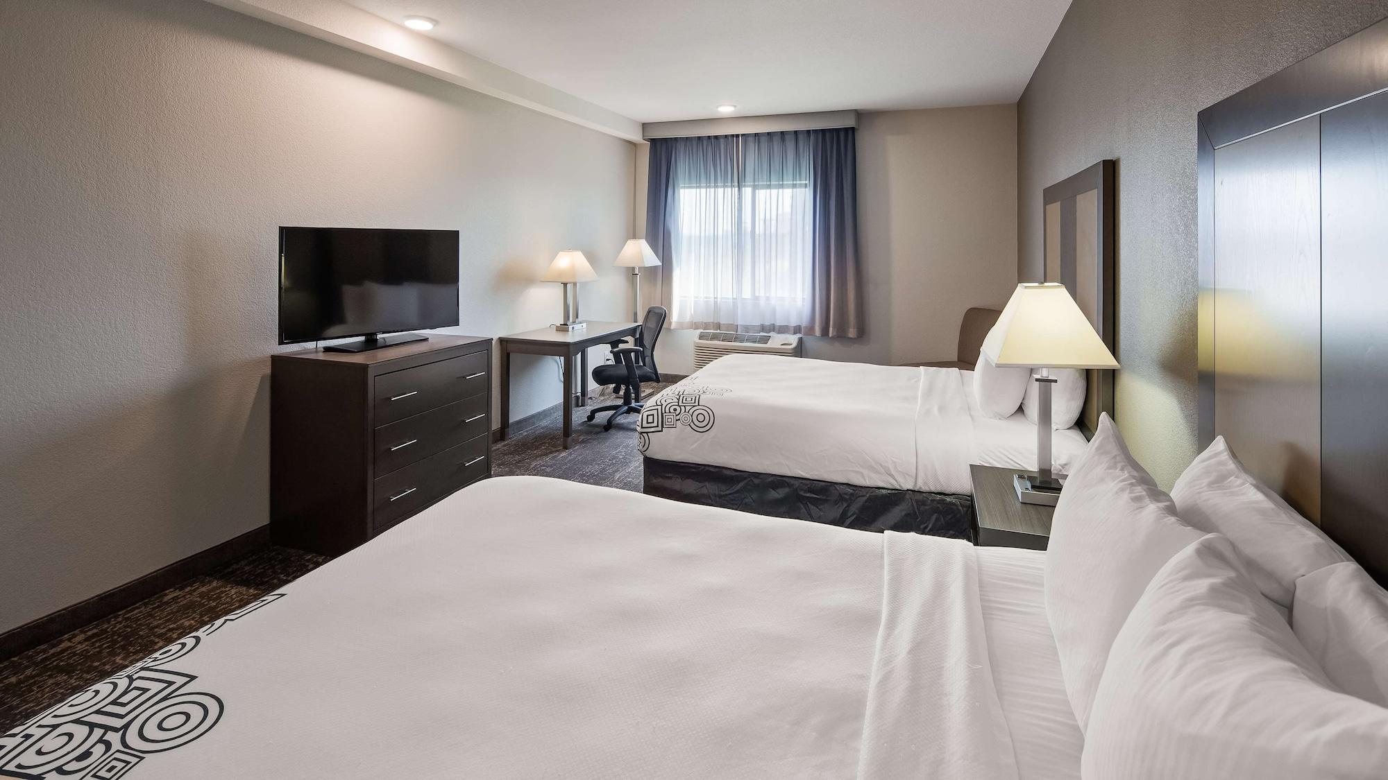 Baymont By Wyndham Moses Lake Bagian luar foto