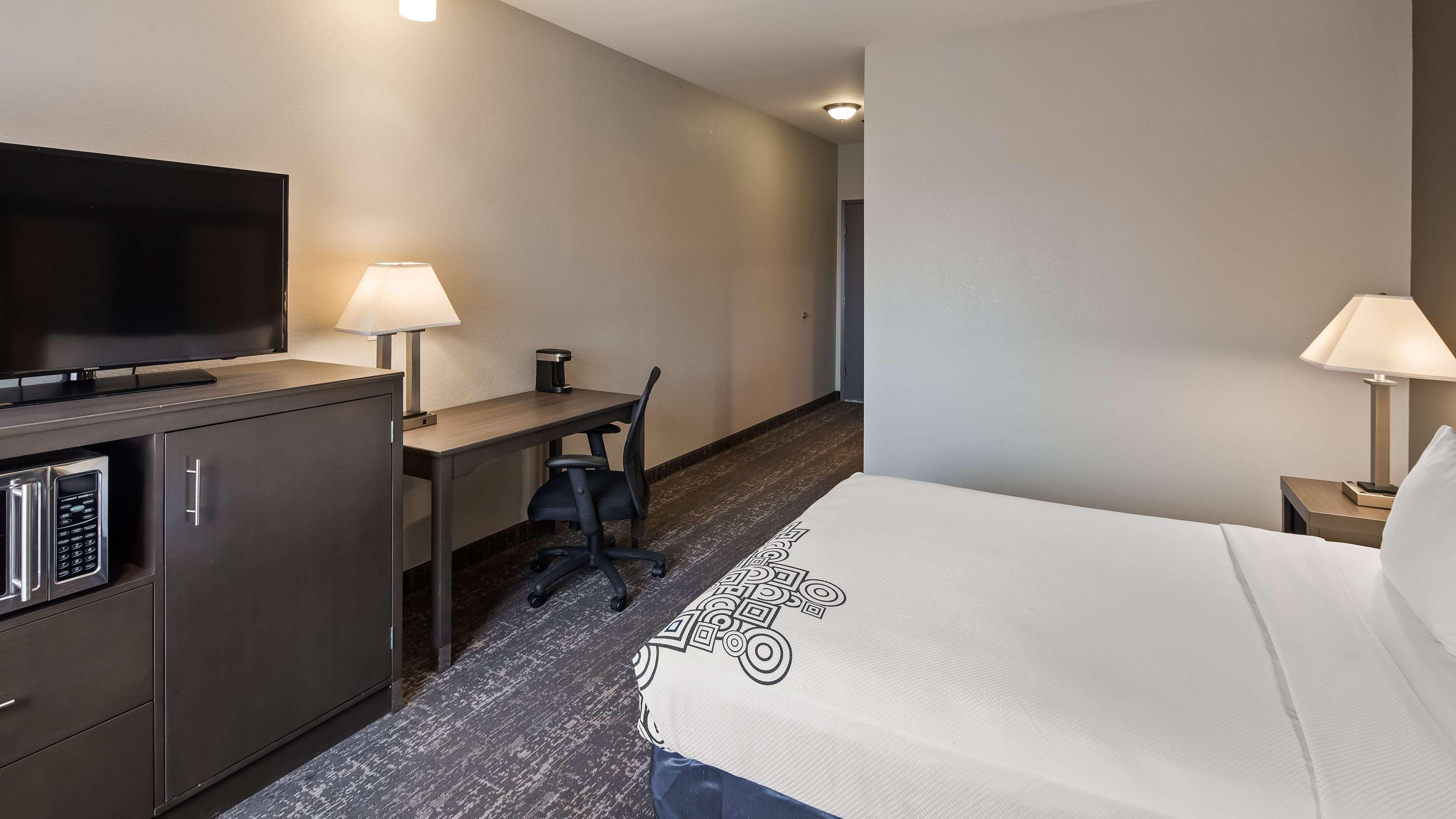 Baymont By Wyndham Moses Lake Bagian luar foto