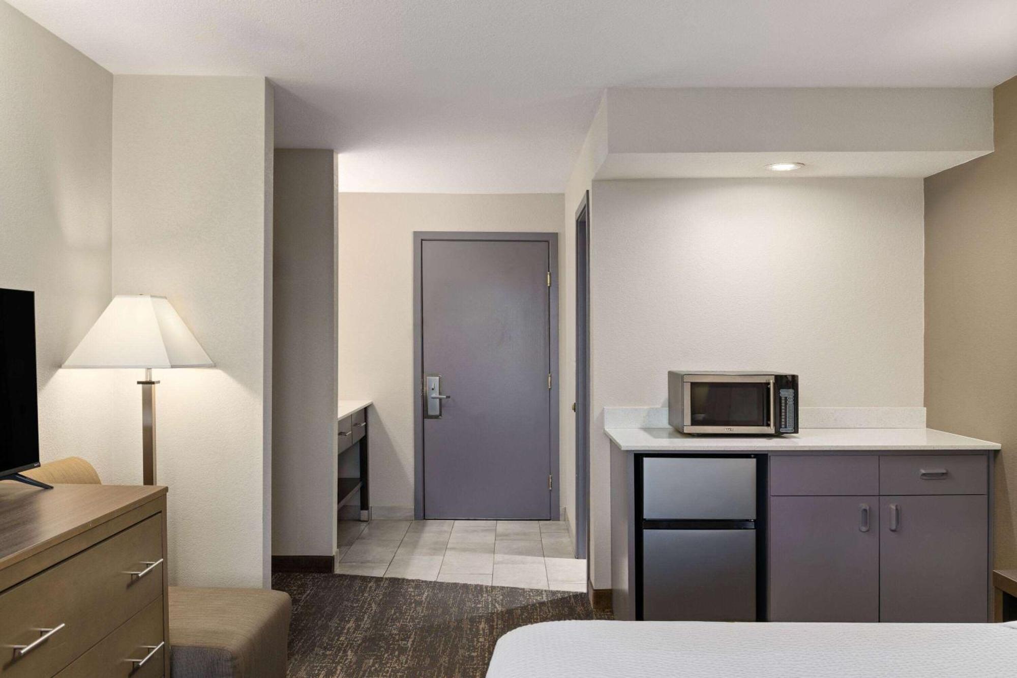 Baymont By Wyndham Moses Lake Bagian luar foto