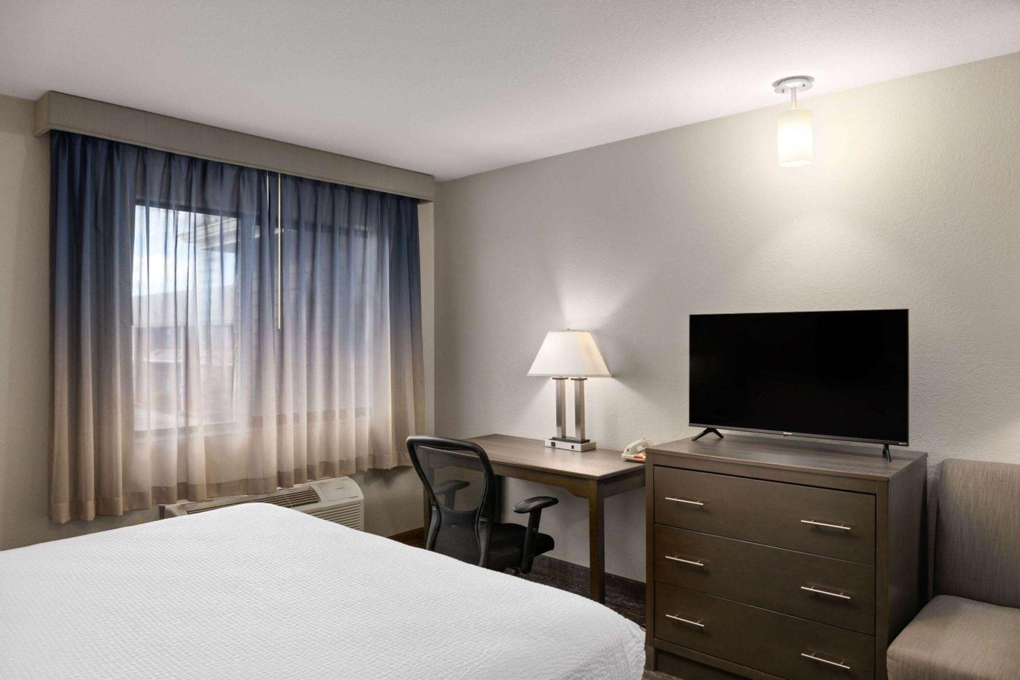 Baymont By Wyndham Moses Lake Bagian luar foto
